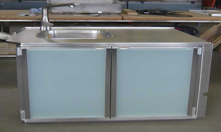 Glasspülenschrank