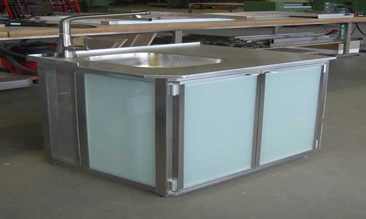 Glasspülenschrank
